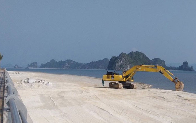 Chủ dự án BĐS hot nhất Vân Đồn buộc trả nguyên trạng vì lấn chiếm vịnh trái phép Chủ dự án BĐS hot nhất Vân Đồn buộc trả nguyên trạng vì lấn chiếm vịnh trái phép