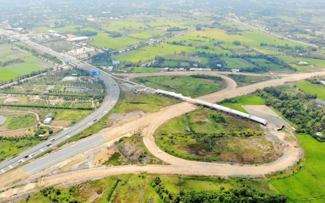 Dòng đầu tư cho Tây Nam bộ bắt đầu bằng Cao tốc Trung Lương – Mỹ Thuận – Cần Thơ Dòng đầu tư cho Tây Nam bộ bắt đầu bằng Cao tốc Trung Lương – Mỹ Thuận – Cần Thơ