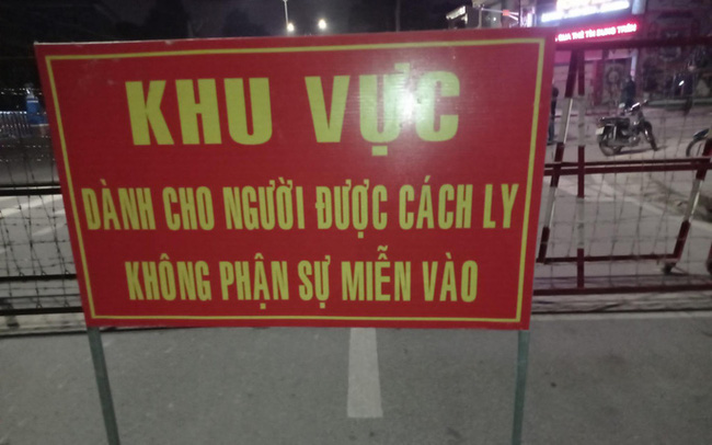 Phong tỏa Trường ĐH Thủ Dầu Một khi phát hiện sinh viên dương tính với SARS-CoV-2 Phong tỏa Trường ĐH Thủ Dầu Một khi phát hiện sinh viên dương tính với SARS-CoV-2