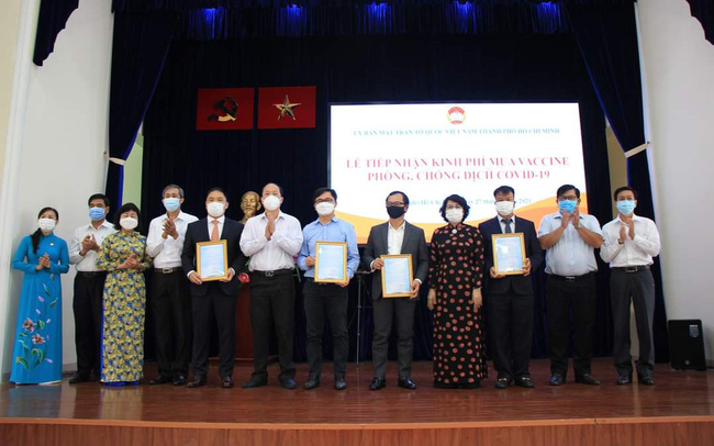 Cập nhật tin về HSC và Dragon Capital ủng hộ Quỹ vaccine 50 tỷ đồng chống dịch Covid Cập nhật tin về HSC và Dragon Capital ủng hộ Quỹ vaccine 50 tỷ đồng chống dịch Covid