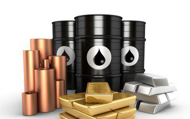 Cập nhật Thị trường ngày 16/6: Giá dầu vượt ngưỡng 70 USD/thùng, đồng thấp nhất 7 tuần
