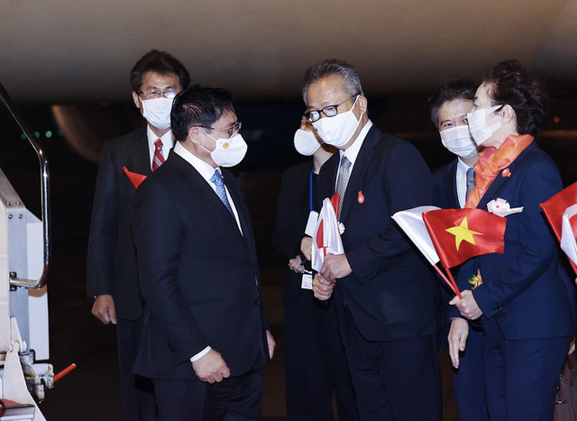 Bắt đầu thăm chính thức Nhật Bản, thủ tướng Phạm Minh Chính tới Tokyo