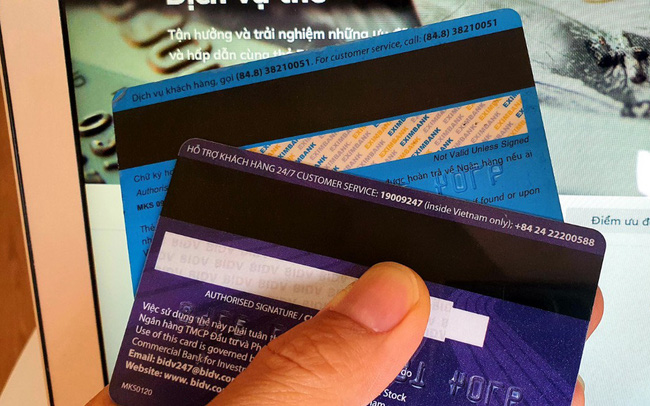 Người dùng nên chú ý! Sau 31/12/2021, thẻ từ ATM sẽ không sử dụng được tại tất cả các điểm giao dịch trên cả nước
