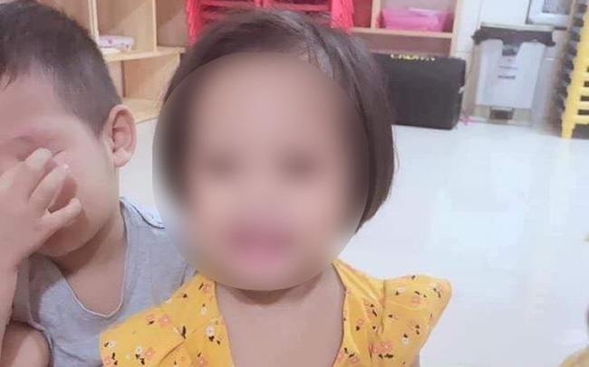Mẹ đẻ từng khẳng định nhân tình không làm gì con gái: Vụ bé gái 3 tuổi bị đóng đinh vào đầu Mẹ đẻ từng khẳng định nhân tình không làm gì con gái: Vụ bé gái 3 tuổi bị đóng đinh vào đầu