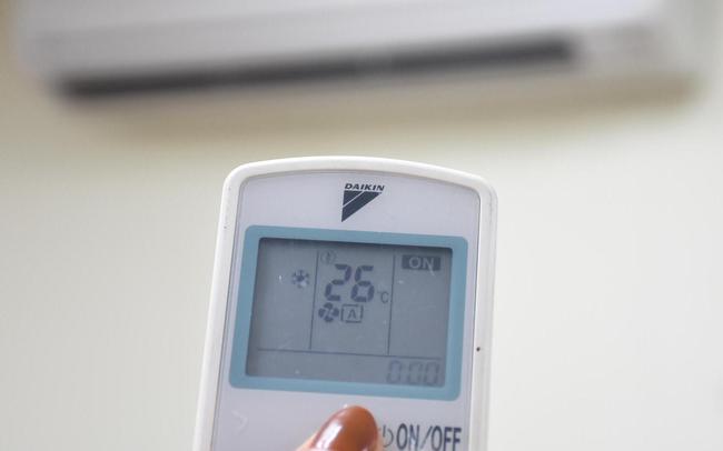 Bảy sai lầm sử dụng điện ngày nắng nóng khiến hoá đơn tiền điện tăng vọt