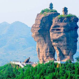 Núi sinh đôi độc đáo ở Trung Quốc: Có hai bảo tháp 1000 năm vững chãi sau địa chấn, sự tồn tại vẫn còn là ẩn số