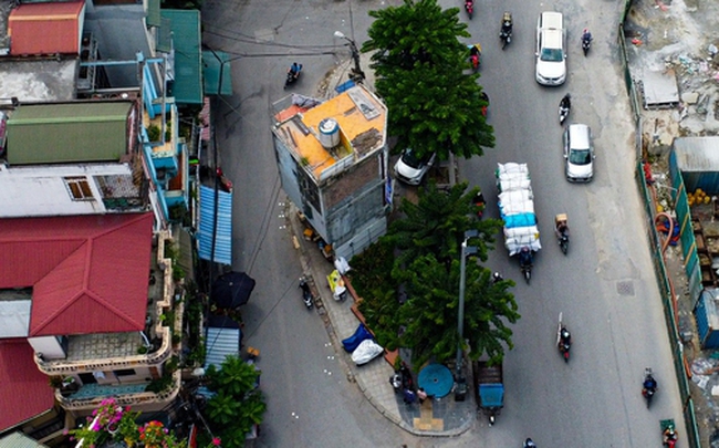 Ngôi nhà bốn mặt tiền độc nhất Hà Nội: Đang cho thuê để kinh doanh, chưa có người hỏi mua