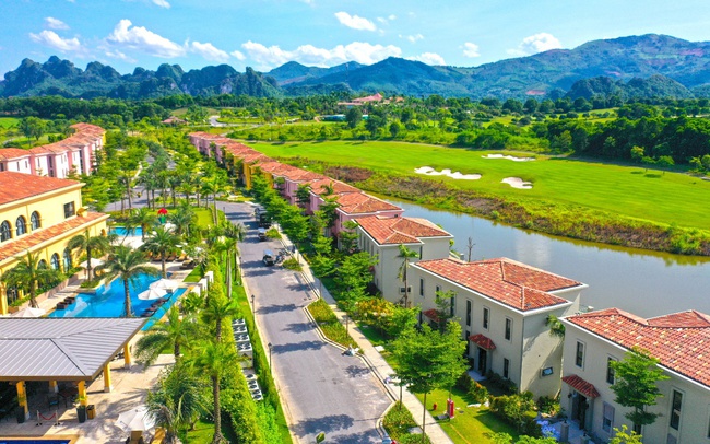 Ngôi nhà thứ 2 phiên bản nâng cấp đón đầu xu hướng – Golf Retreat